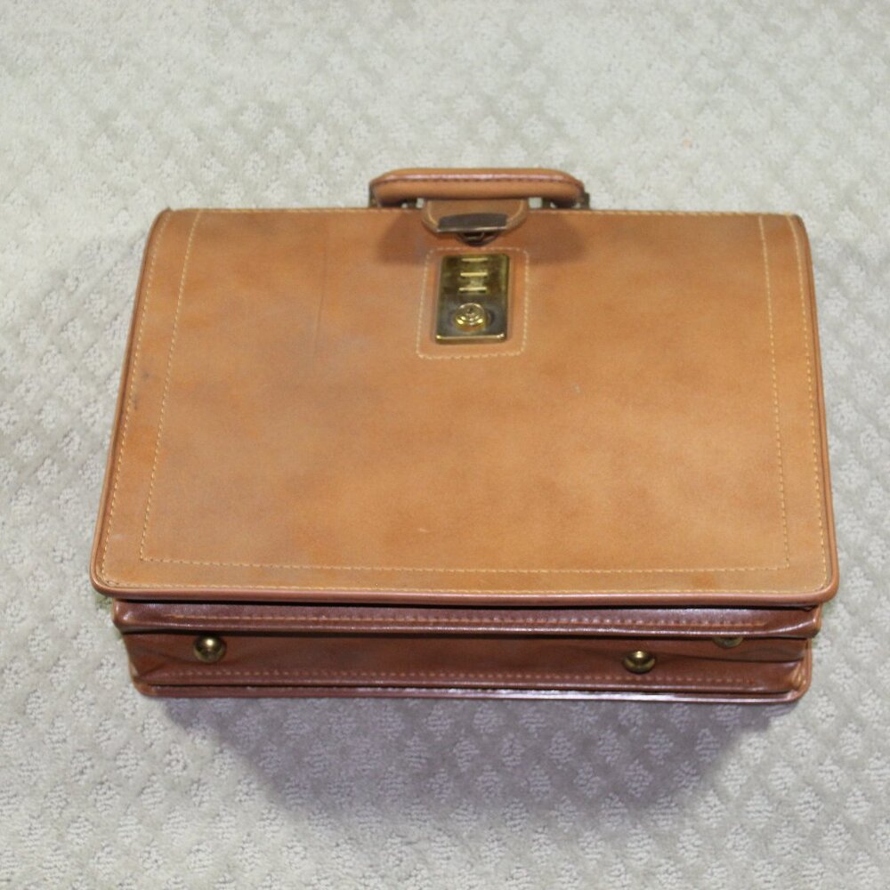 Vintage MCM Biltrite Tan Brief Case